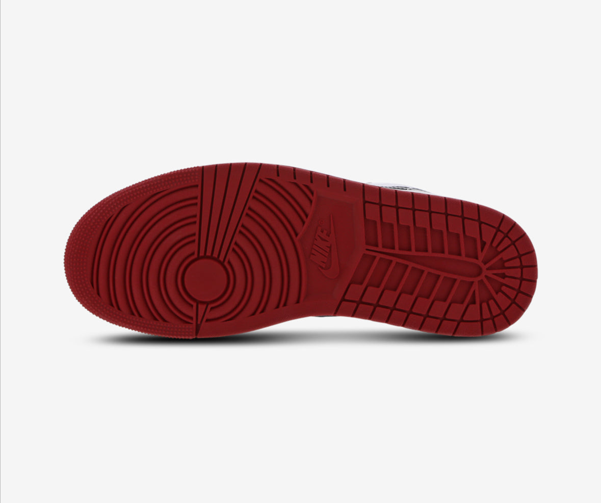 Jordan 1 low bred toe