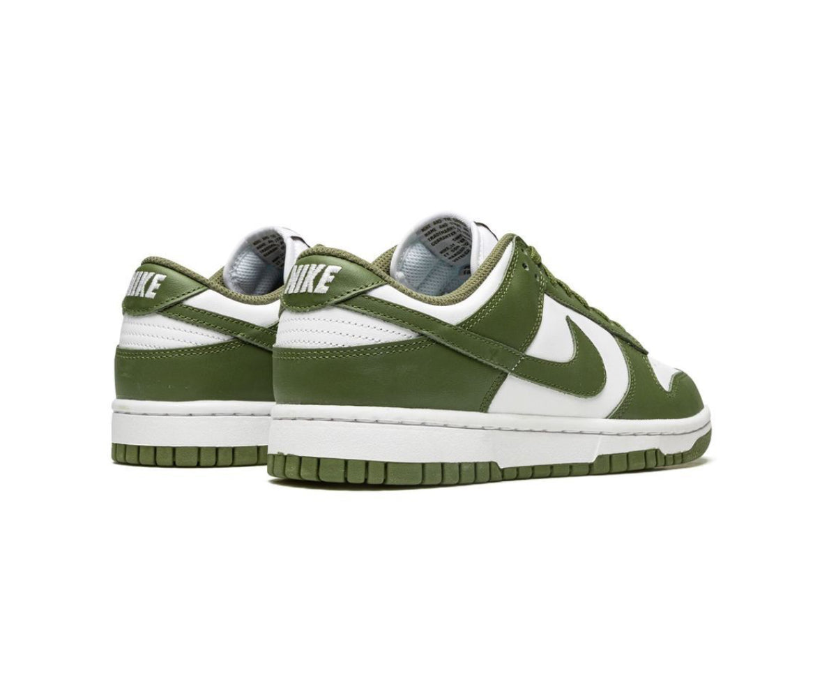 Nike Dunk low olive