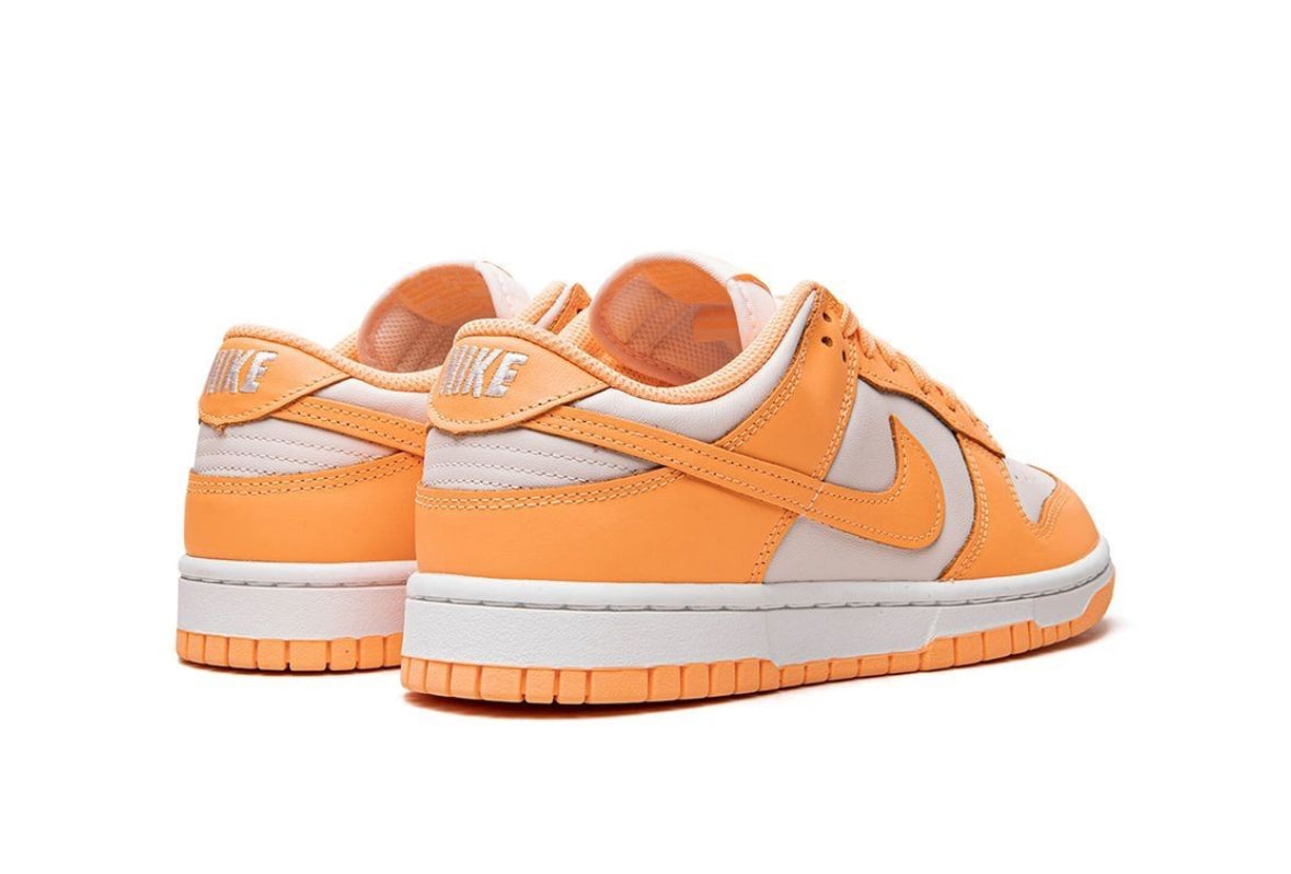 Nike Dunk low peach cream