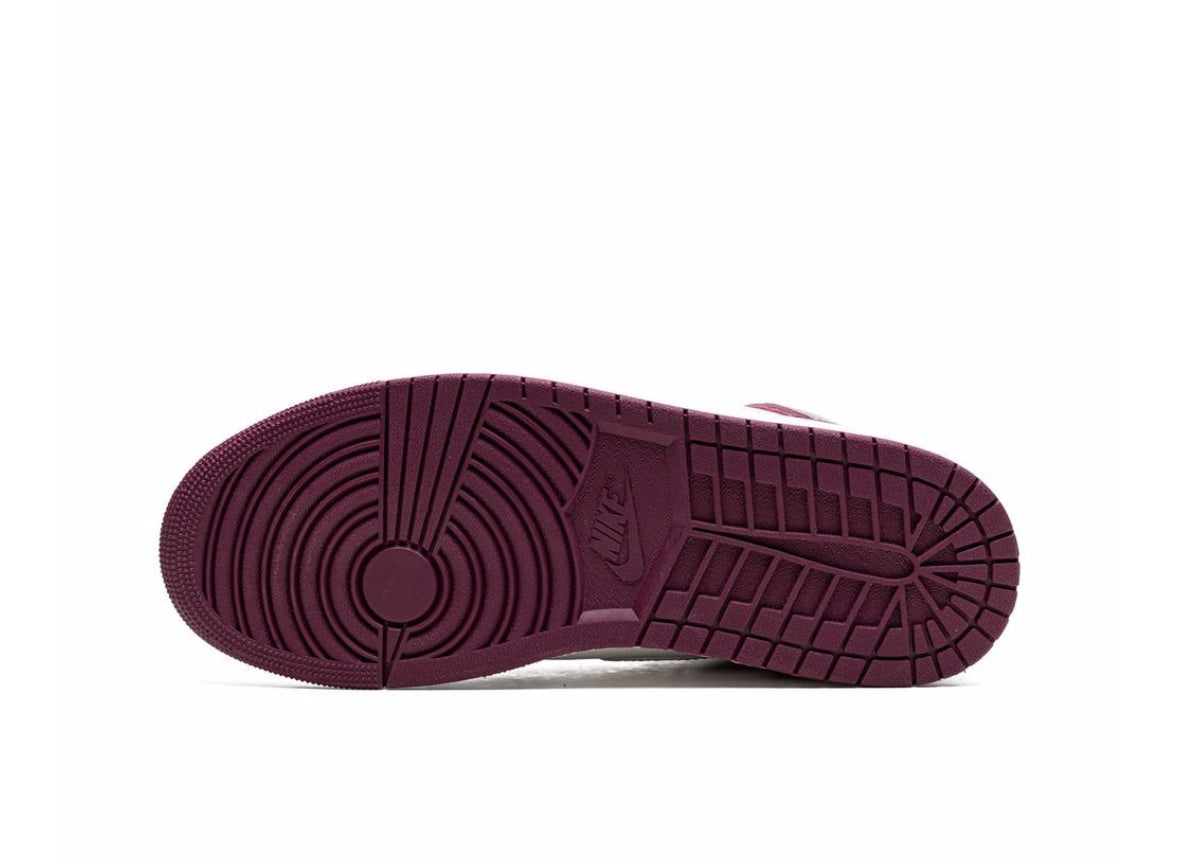 Jordan 1 High OG Bordeaux
