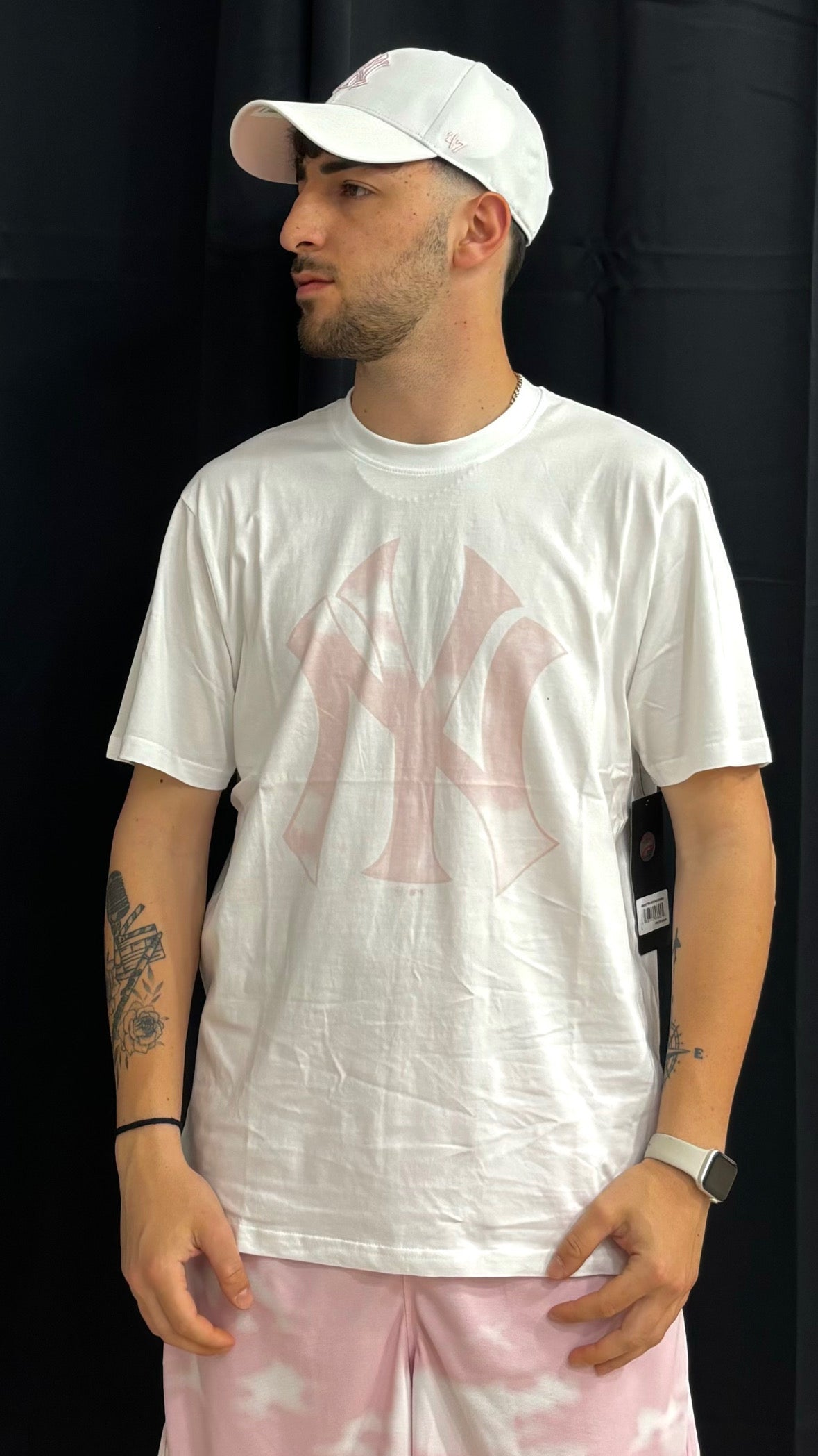 47’ t-shirt New York white wash