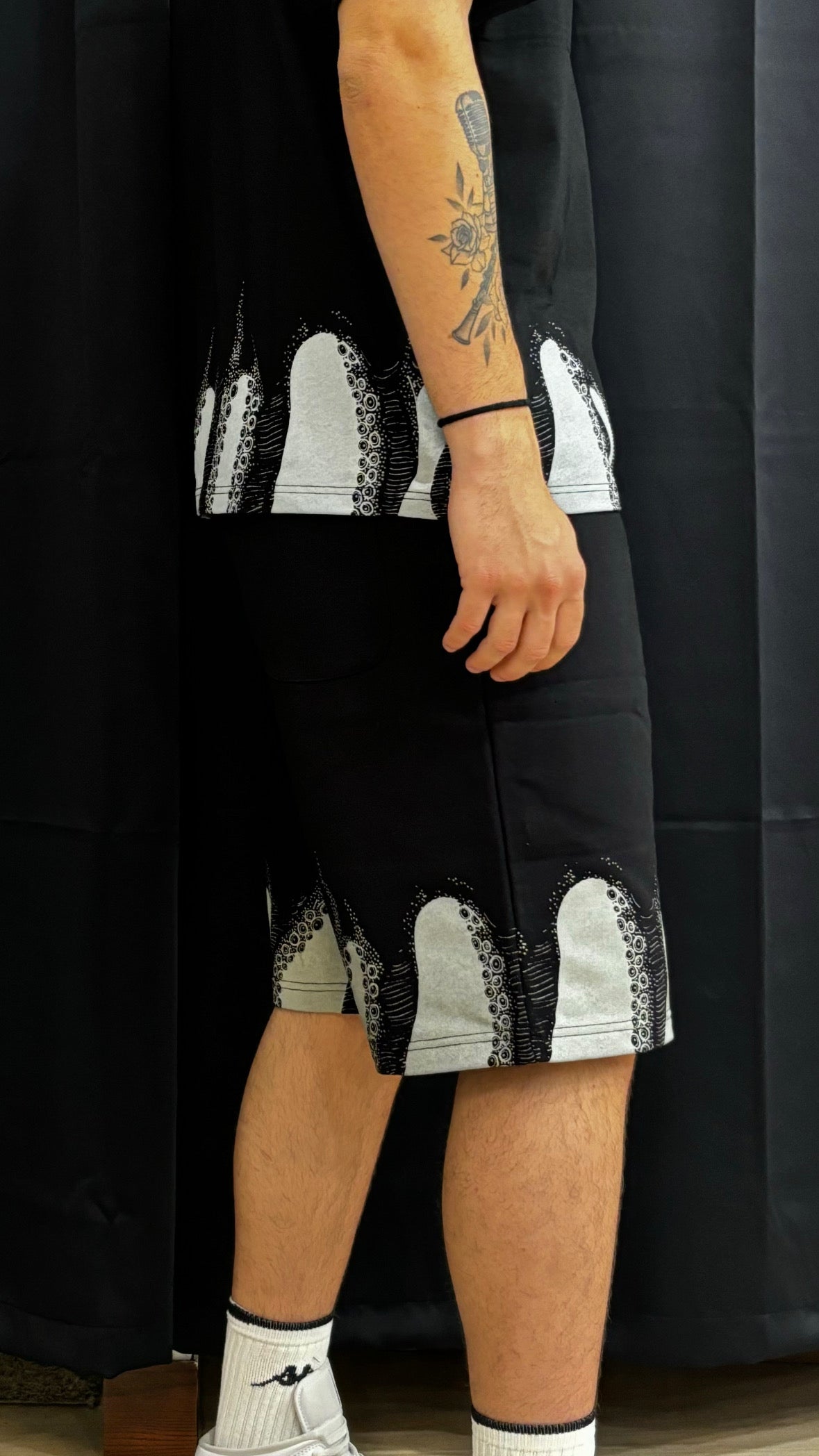 Octopus Lower Sweatshorts