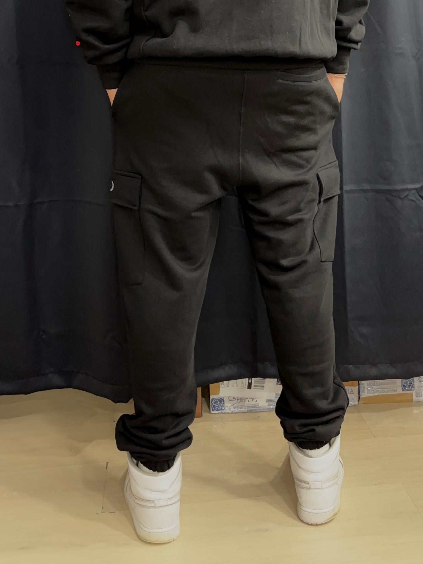 Logo Embroidery cargo Sweatpant