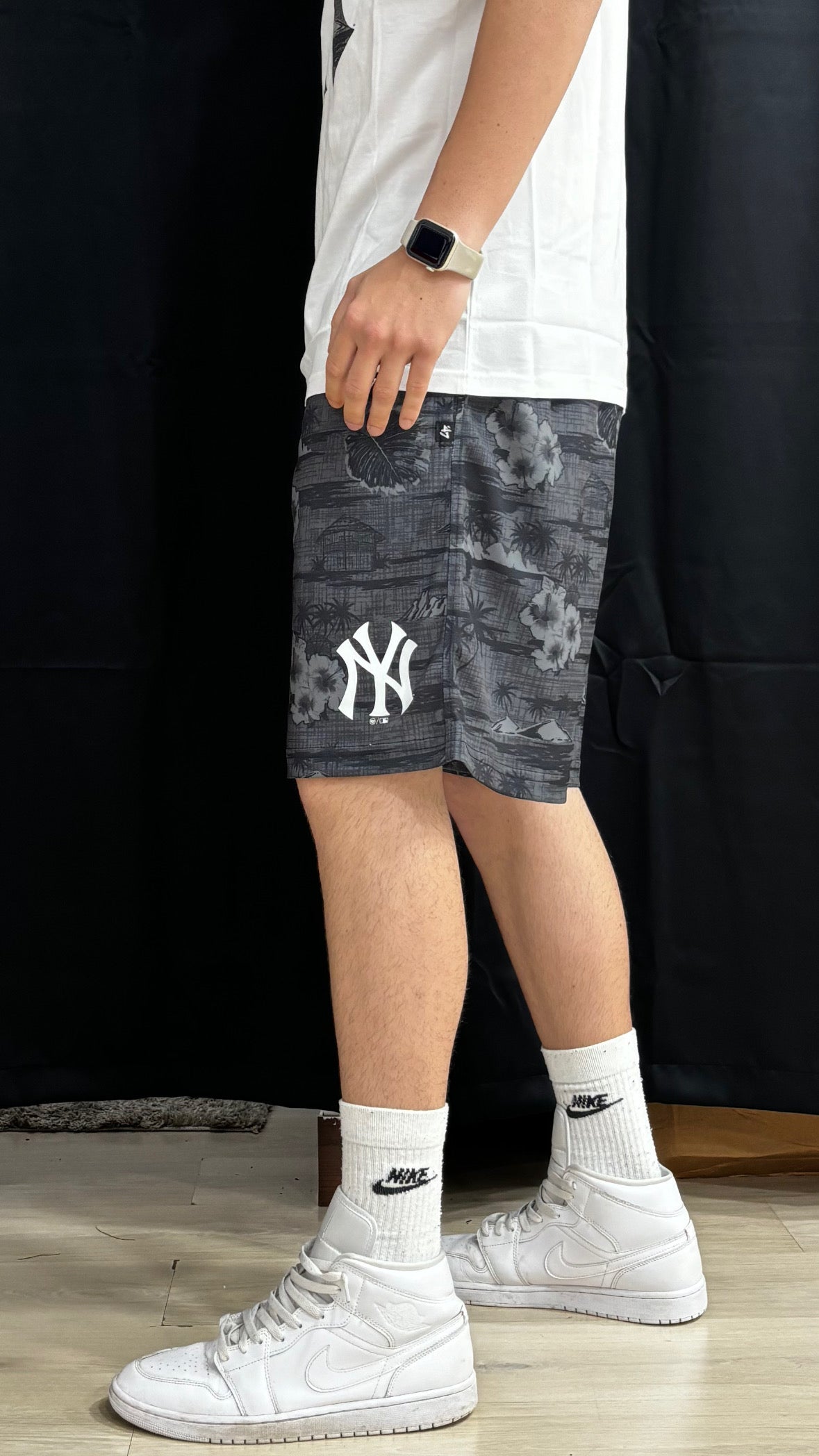 47’ shorts New York charcoal