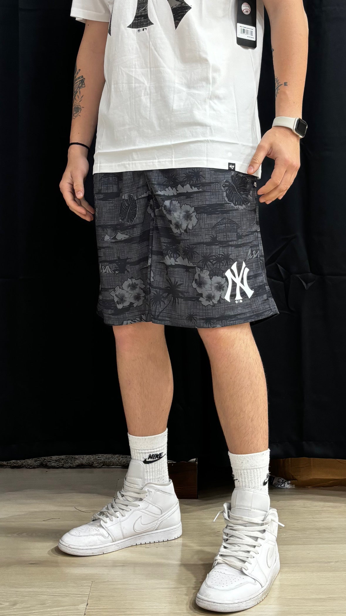 47’ shorts New York charcoal