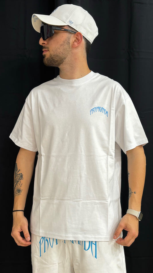 T-shirt triangle shark