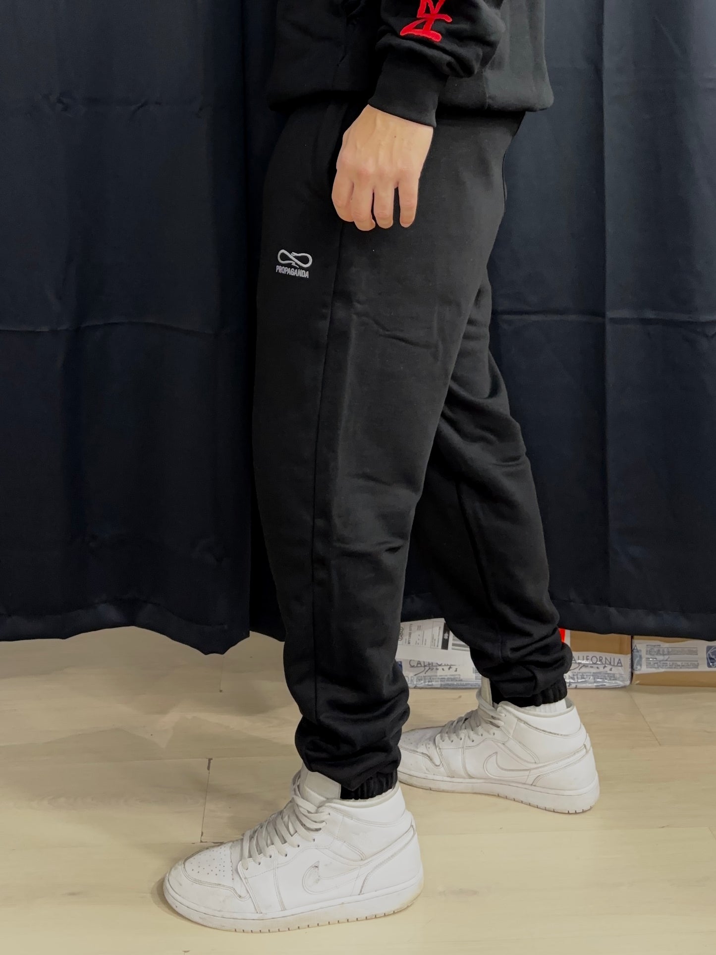 Logo Embroidery Sweatpant