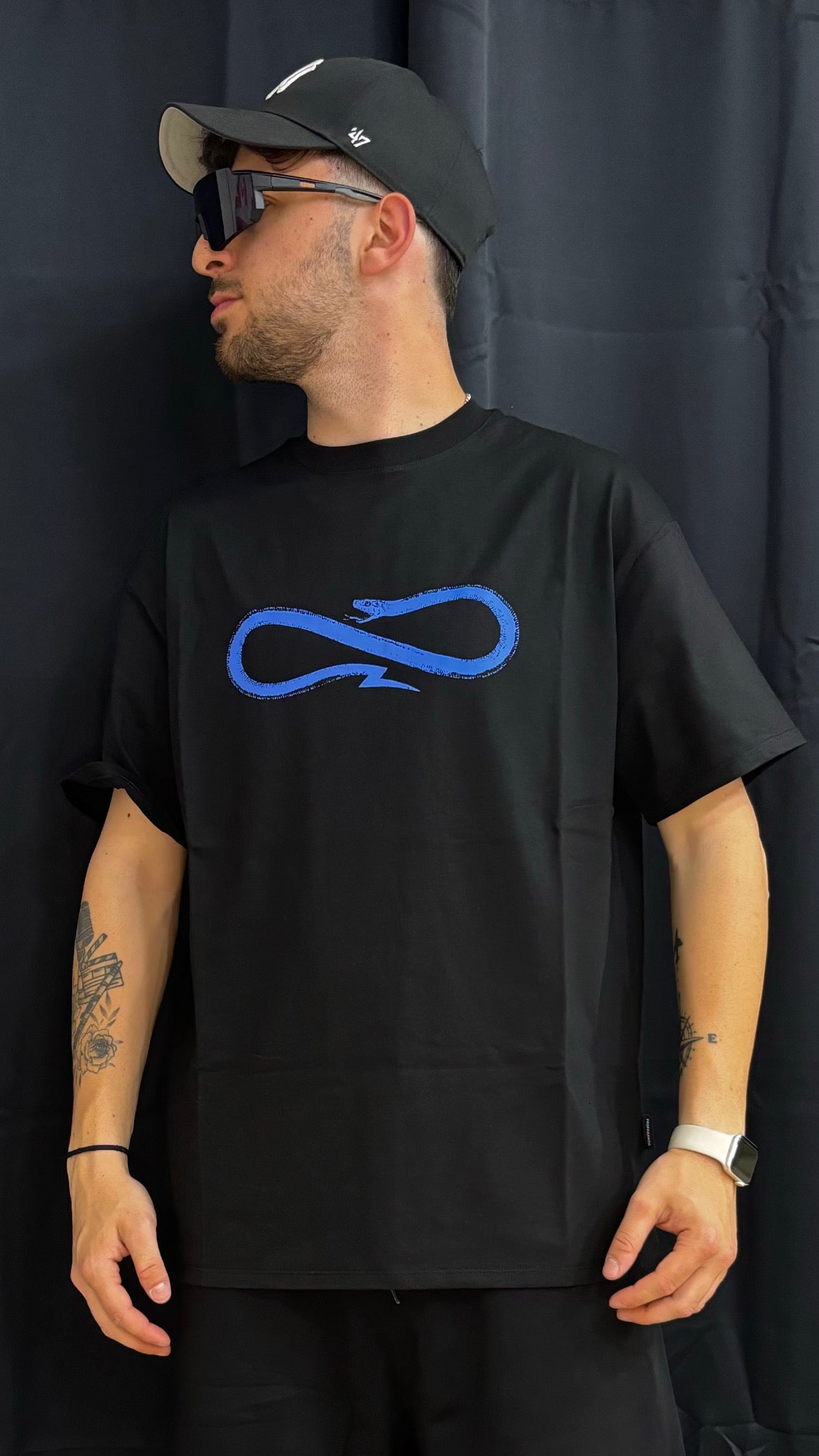 T-shirt logo classic