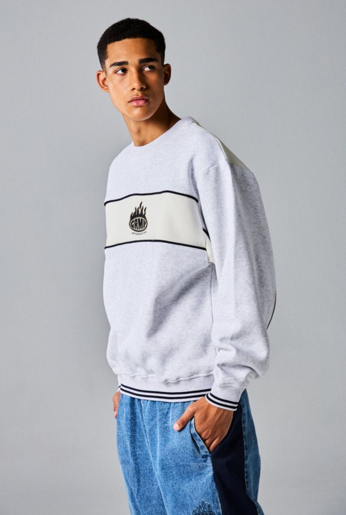 Grimey Scratching Memories Vintage Crewneck Sport Grey
