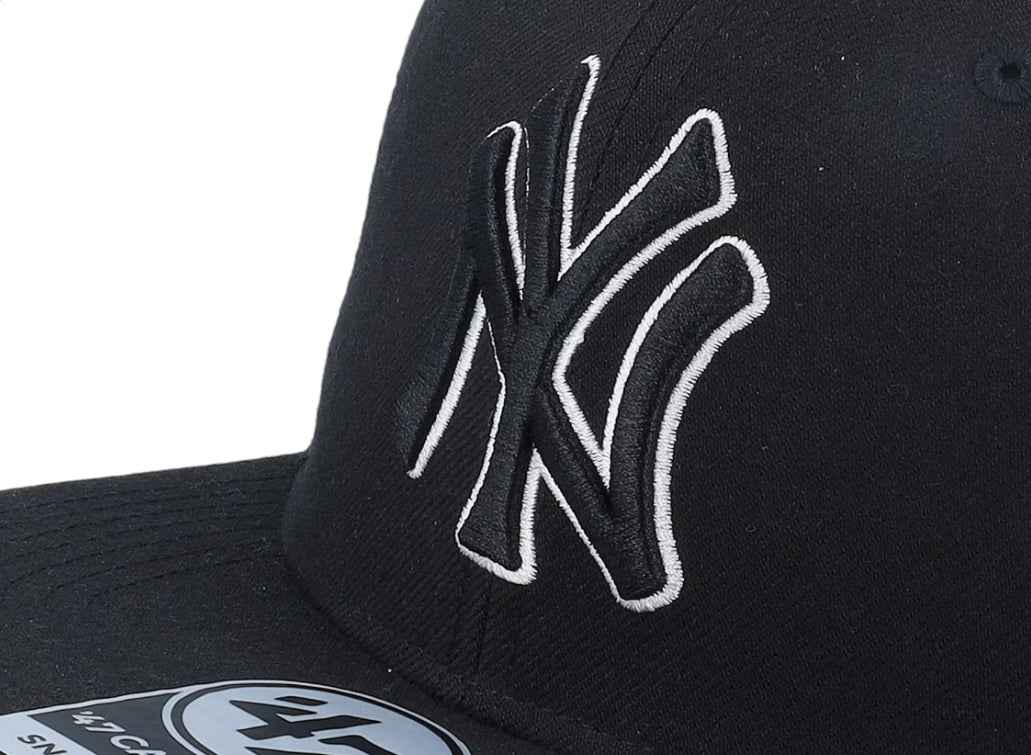 NY Yankees No Shot Captain Black Outline Snapback - 47 Brand