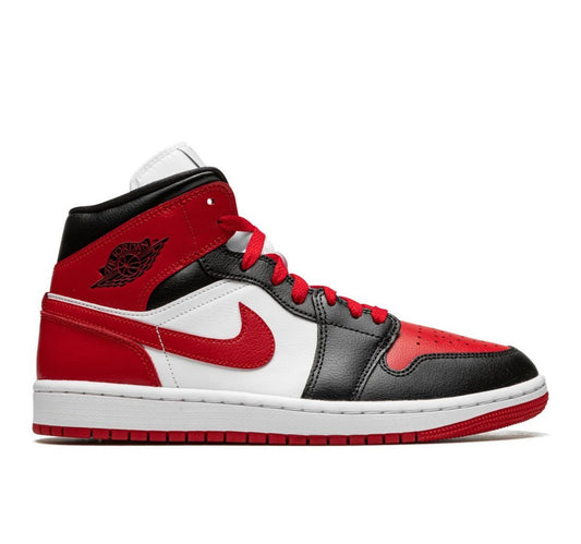 Jordan 1 mid Alternate Bred Toe