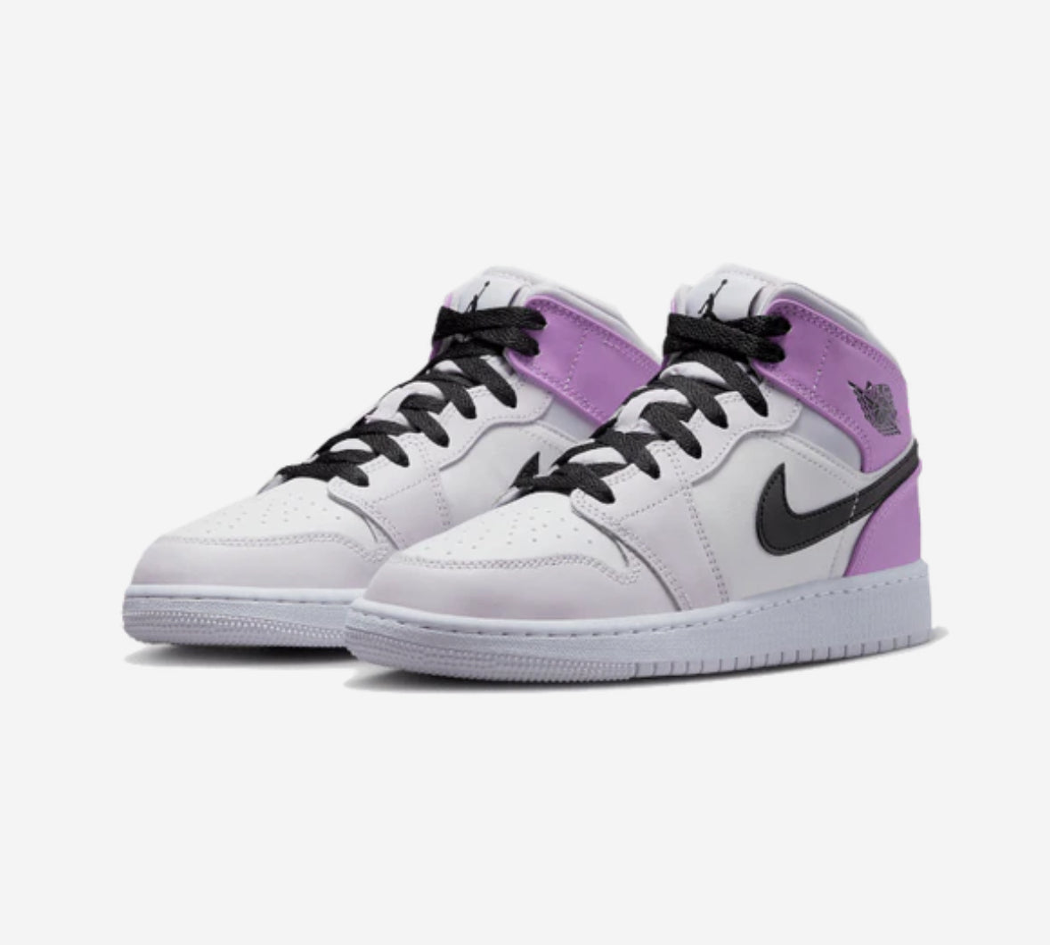 Jordan 1 mid Barely grape