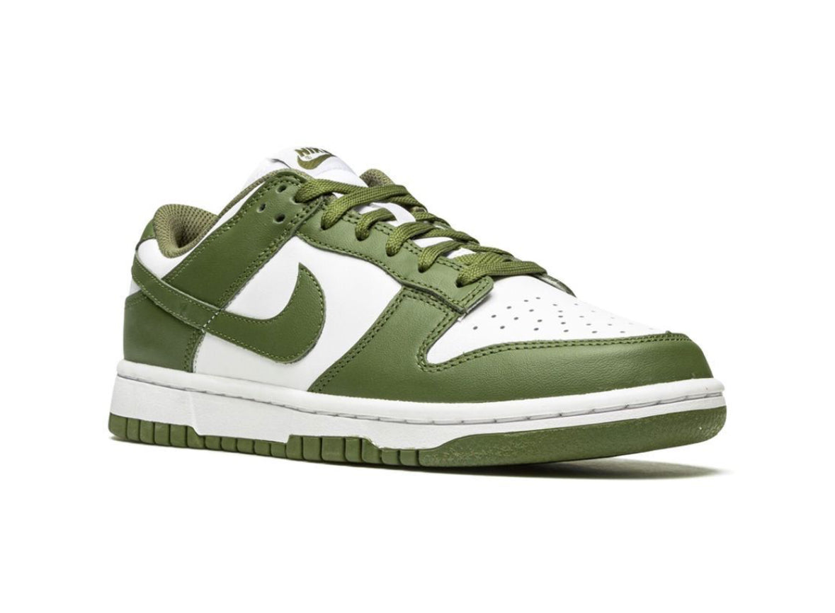Nike Dunk low olive