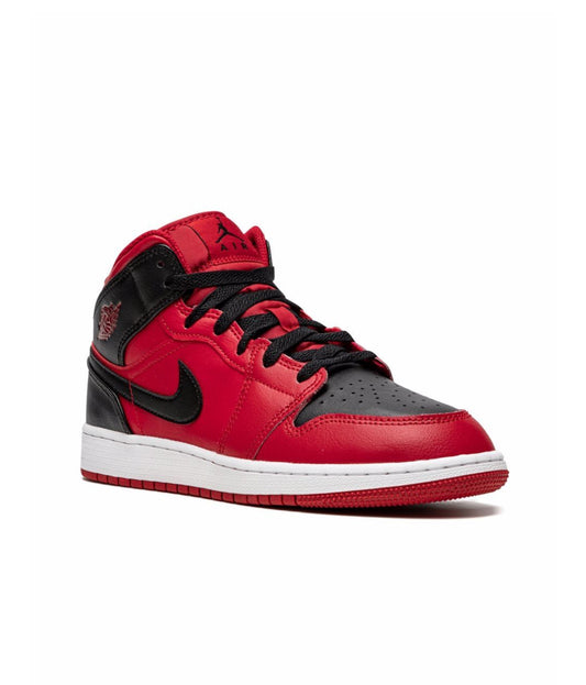 Jordan 1 Mid reverse bred